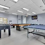 Elegant 1 Bedroom Retreat In Brickell With Free Parking