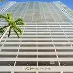 Elegant 1 Bedroom Retreat In Brickell With Free Parking